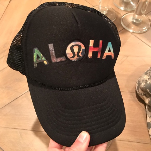 lululemon aloha hat